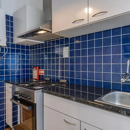 Mouraria Doll's House