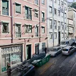 Апартаменты Mouraria Doll's House *