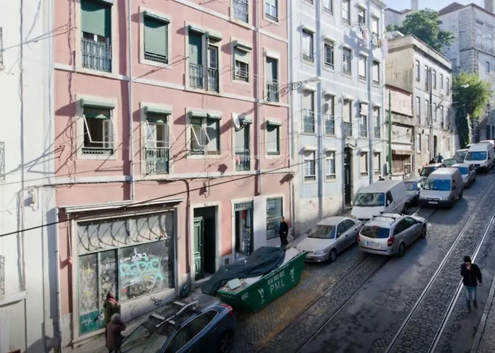 Apartment Mouraria Doll's House *