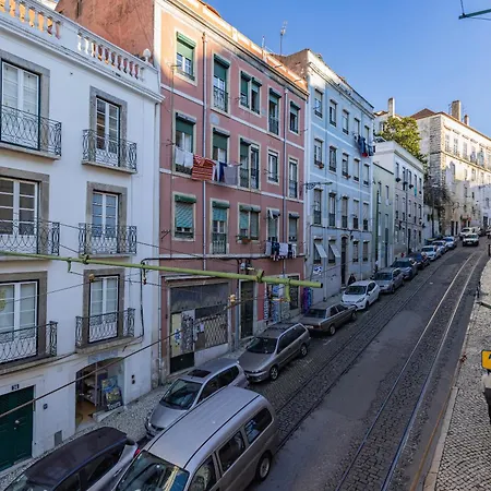 Mouraria Doll's House Lägenhet