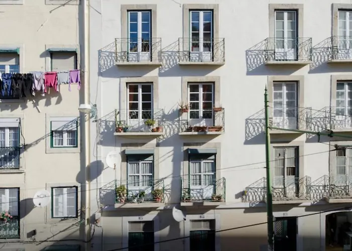 Mouraria Doll's House Апартаменти Лісабон